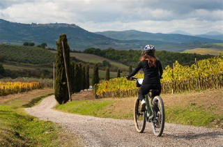 Il Bim Tronto presenta "Turismo in bici": contributi a fondo perduto per strutture ricettive bike friendly  